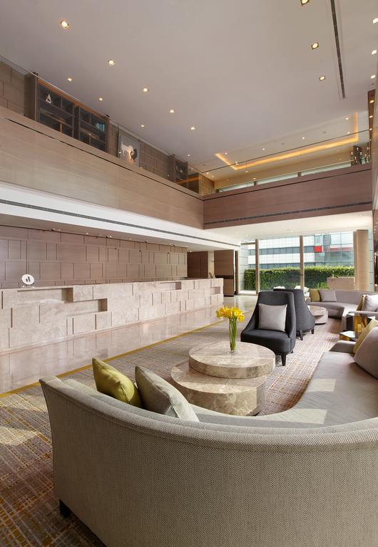Hotel Humble House Taipei, Curio Collection By Hilton Esterno foto The lobby of the hotel