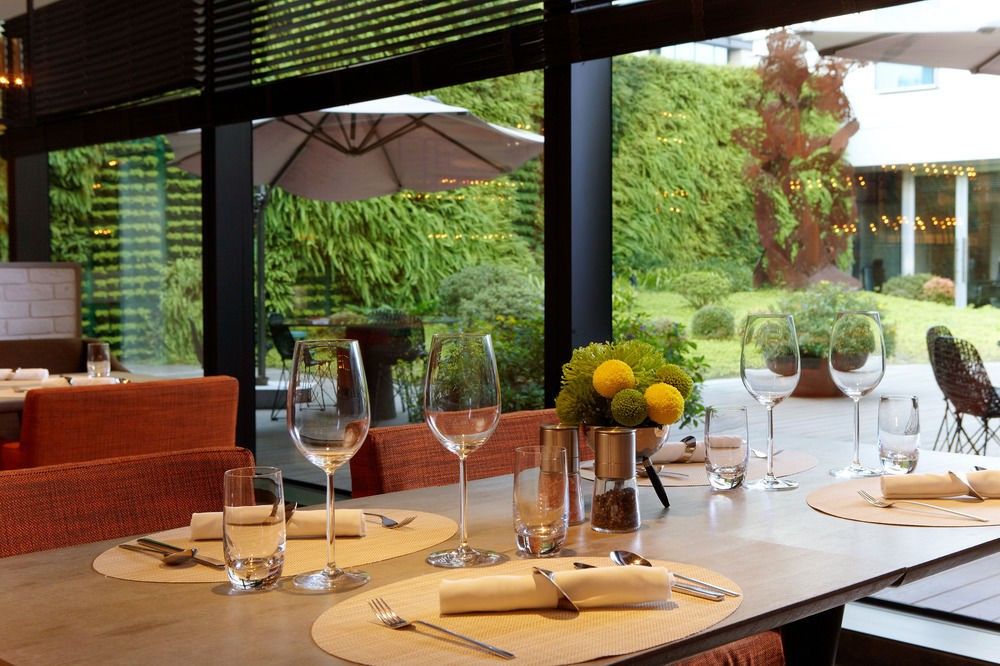 Hotel Humble House Taipei, Curio Collection By Hilton Esterno foto Restaurant "1708"